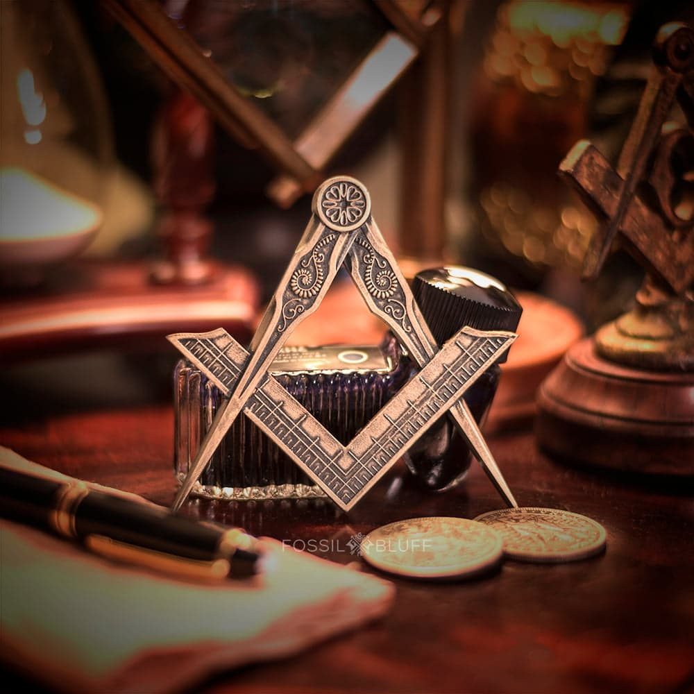 Universal Freemason Masonic Emblem Fellowcraft Mason FC Antique Gold